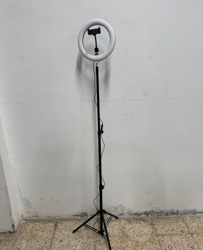 ARO DE LUZ CON TRÍPODE 210 CM
AJUSTABLE 3 MODOS