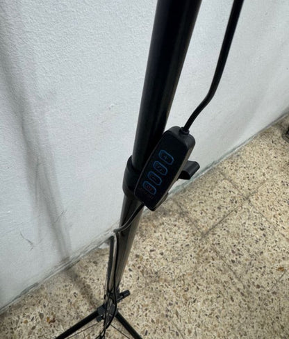 ARO DE LUZ CON TRÍPODE 210 CM
AJUSTABLE 3 MODOS