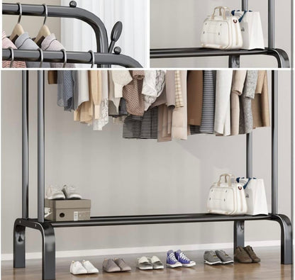 PERCHERO DE ROPA METÁLICO CON RUEDAS Y ALMACENAJE