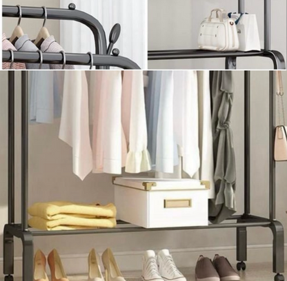 PERCHERO DE ROPA METÁLICO CON RUEDAS Y ALMACENAJE